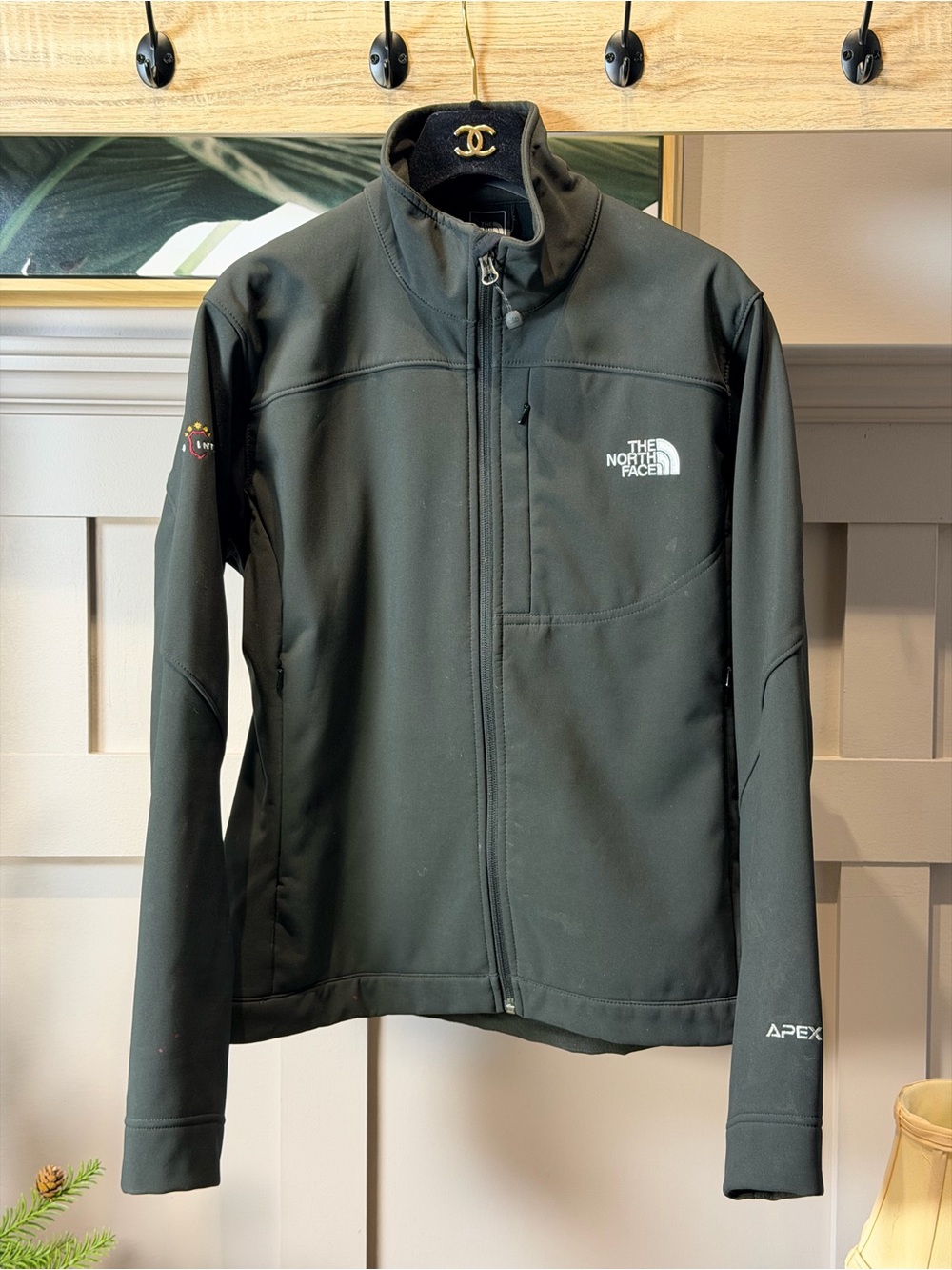 Women’s Dark green The North Face Apex softshell jacket SZ M